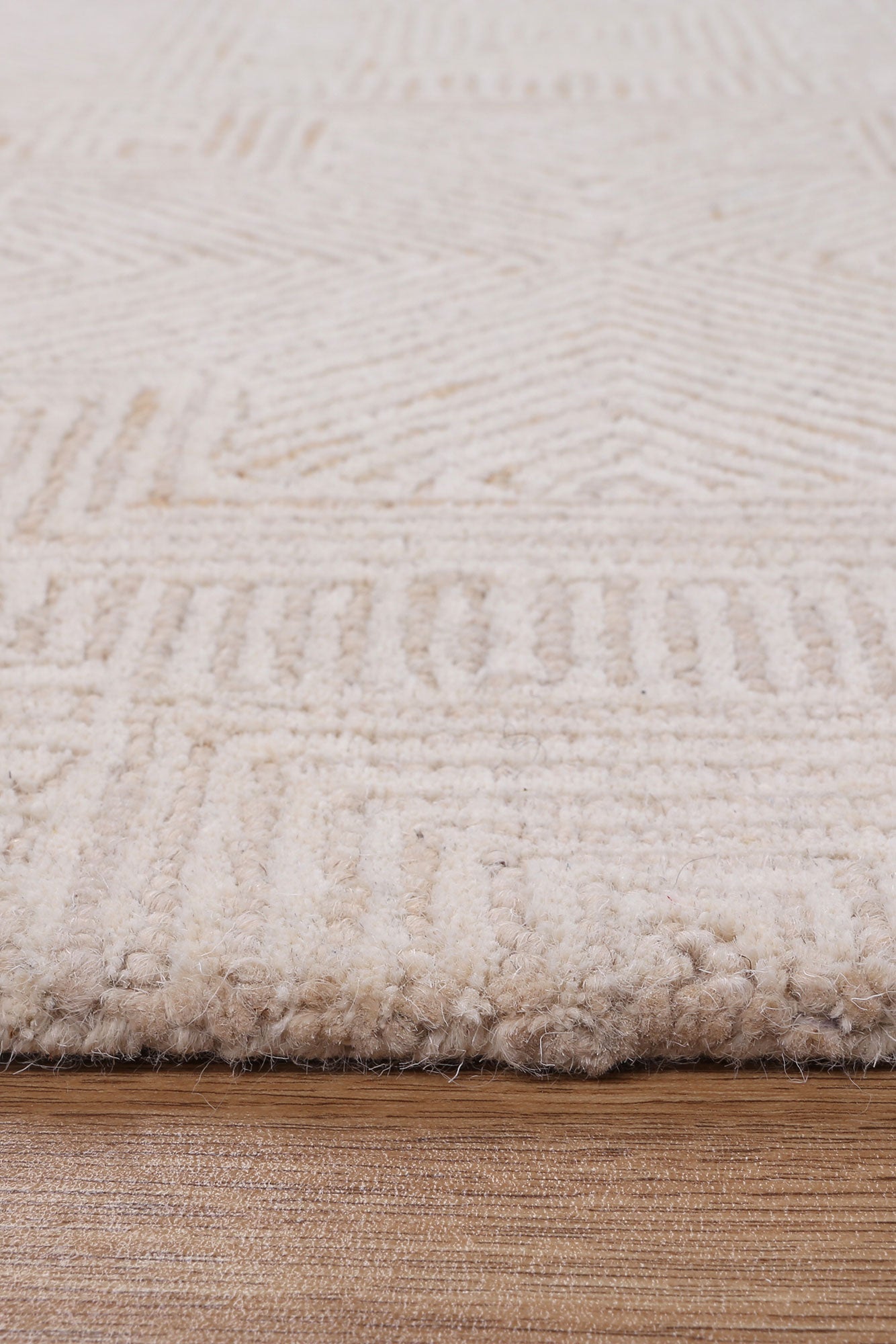 Posy Labyrinth 09D in Beige Wool Rug