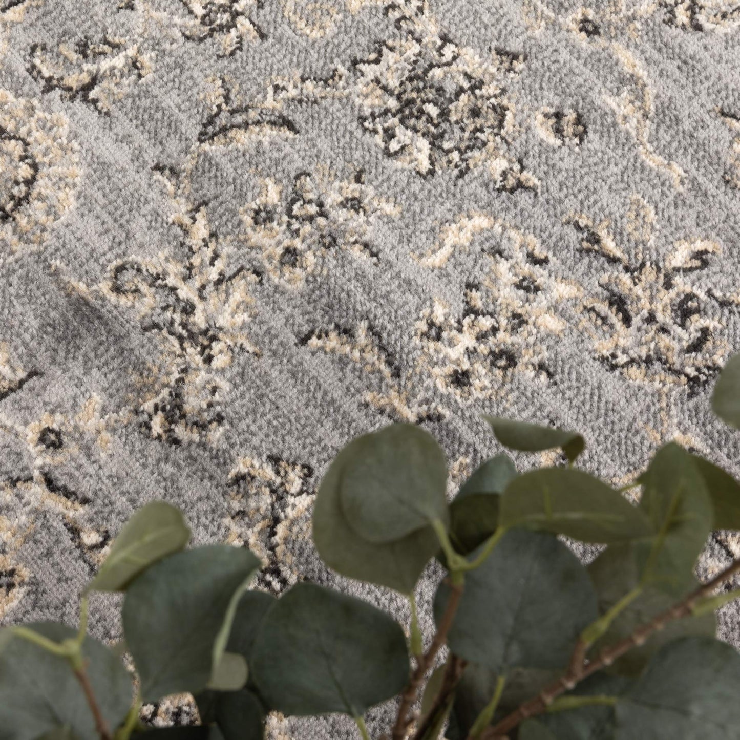 Arya Garden in Grey And Cream Rug