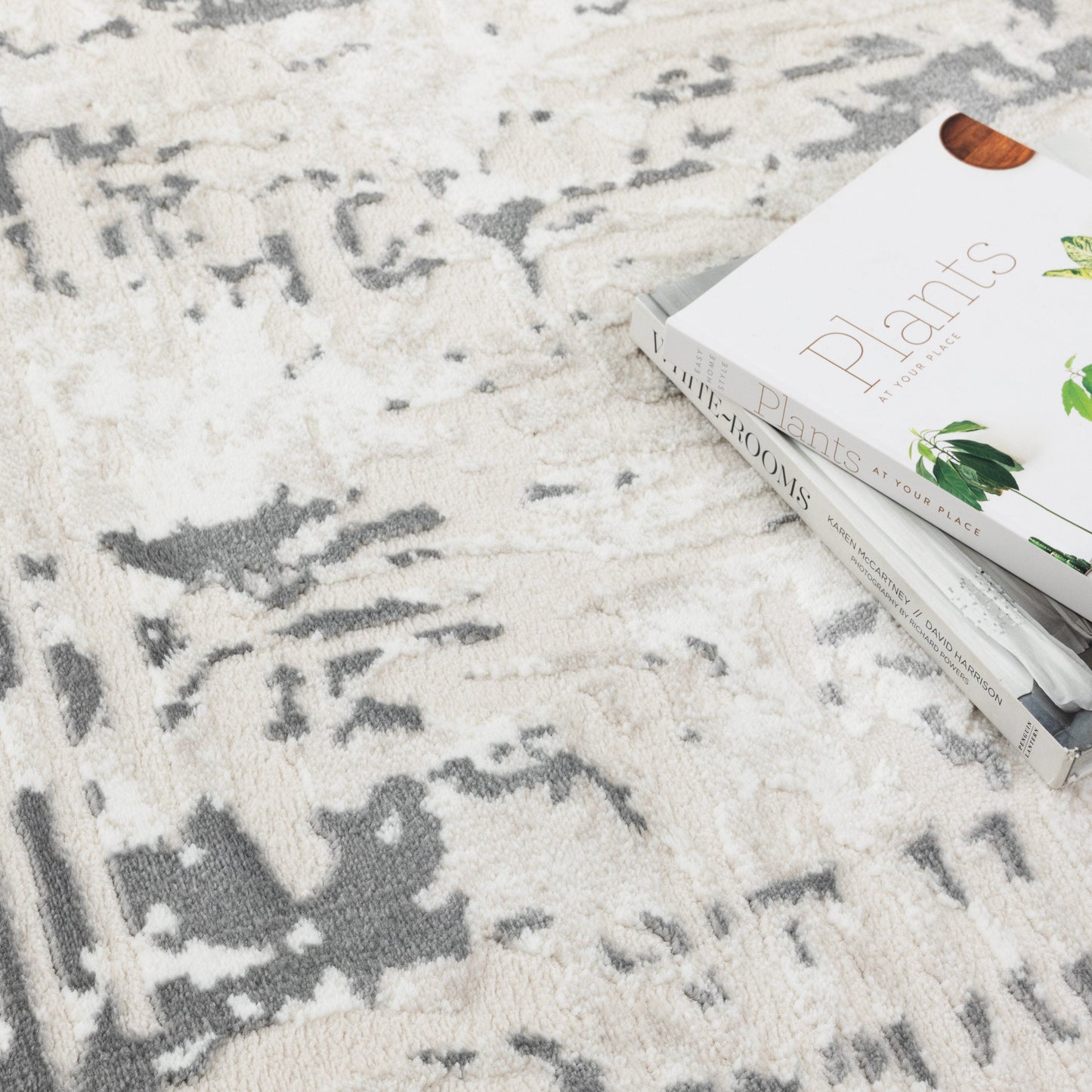 Amalfi Contemporary Cream In Grey Rug