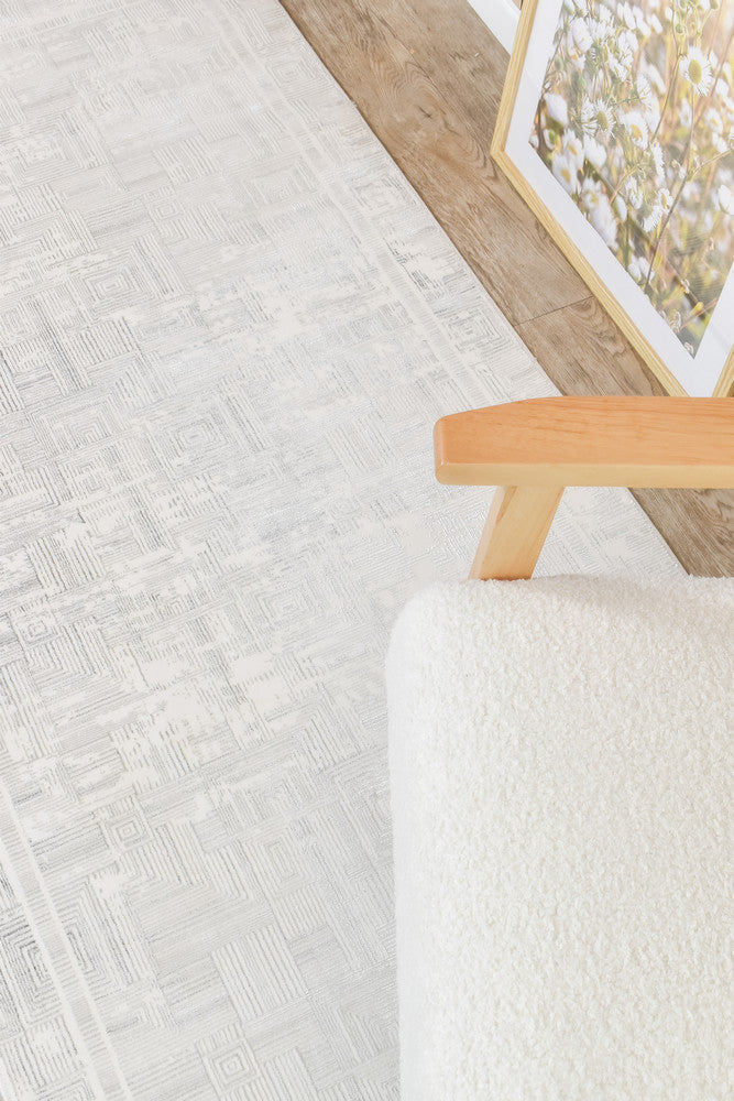 Eden Luxurious Underfoot Comfort and Elegance in Grey : Runner Rug