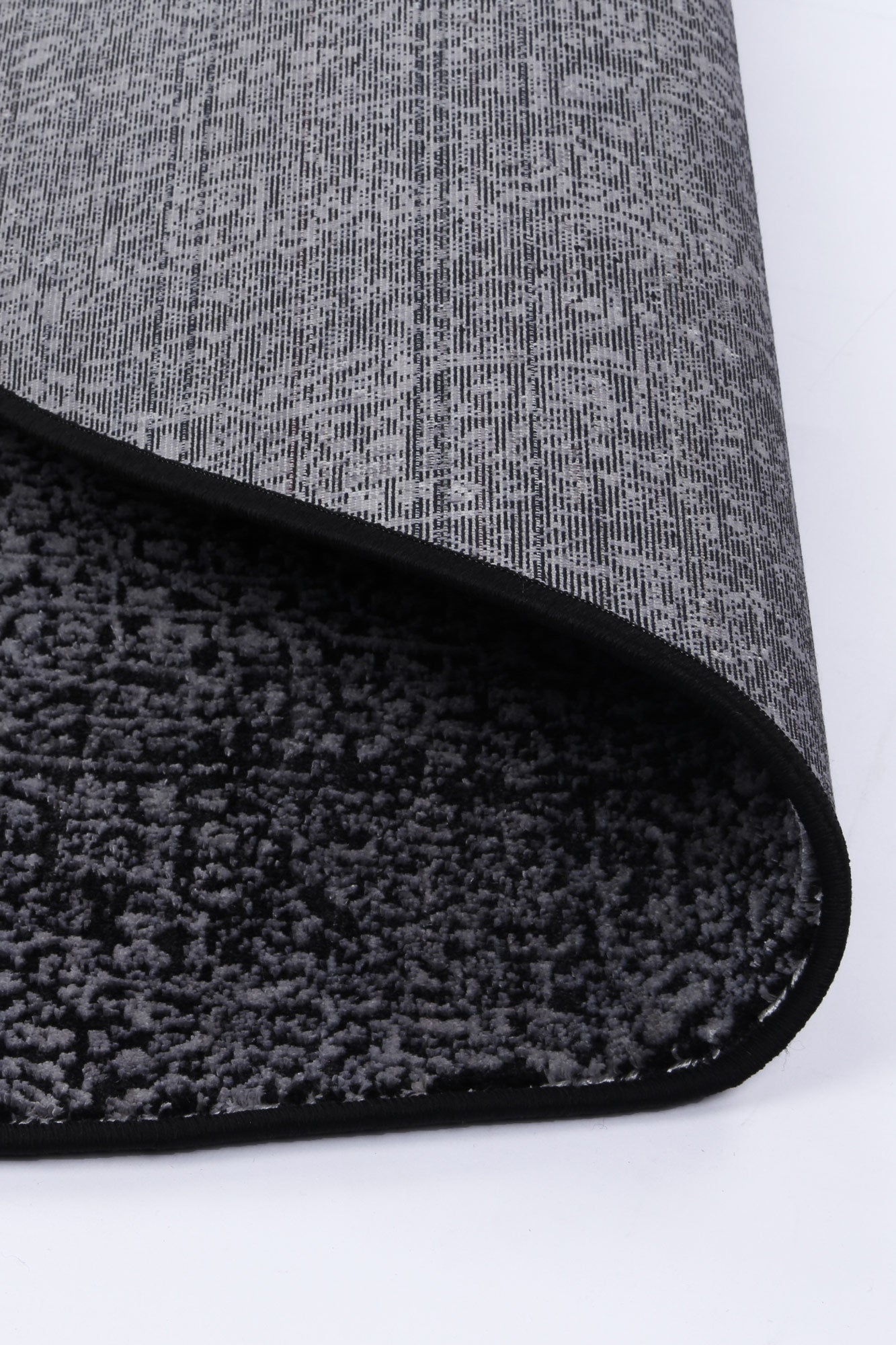 Brooklyn Distressed Oriental In Silver Round Rug