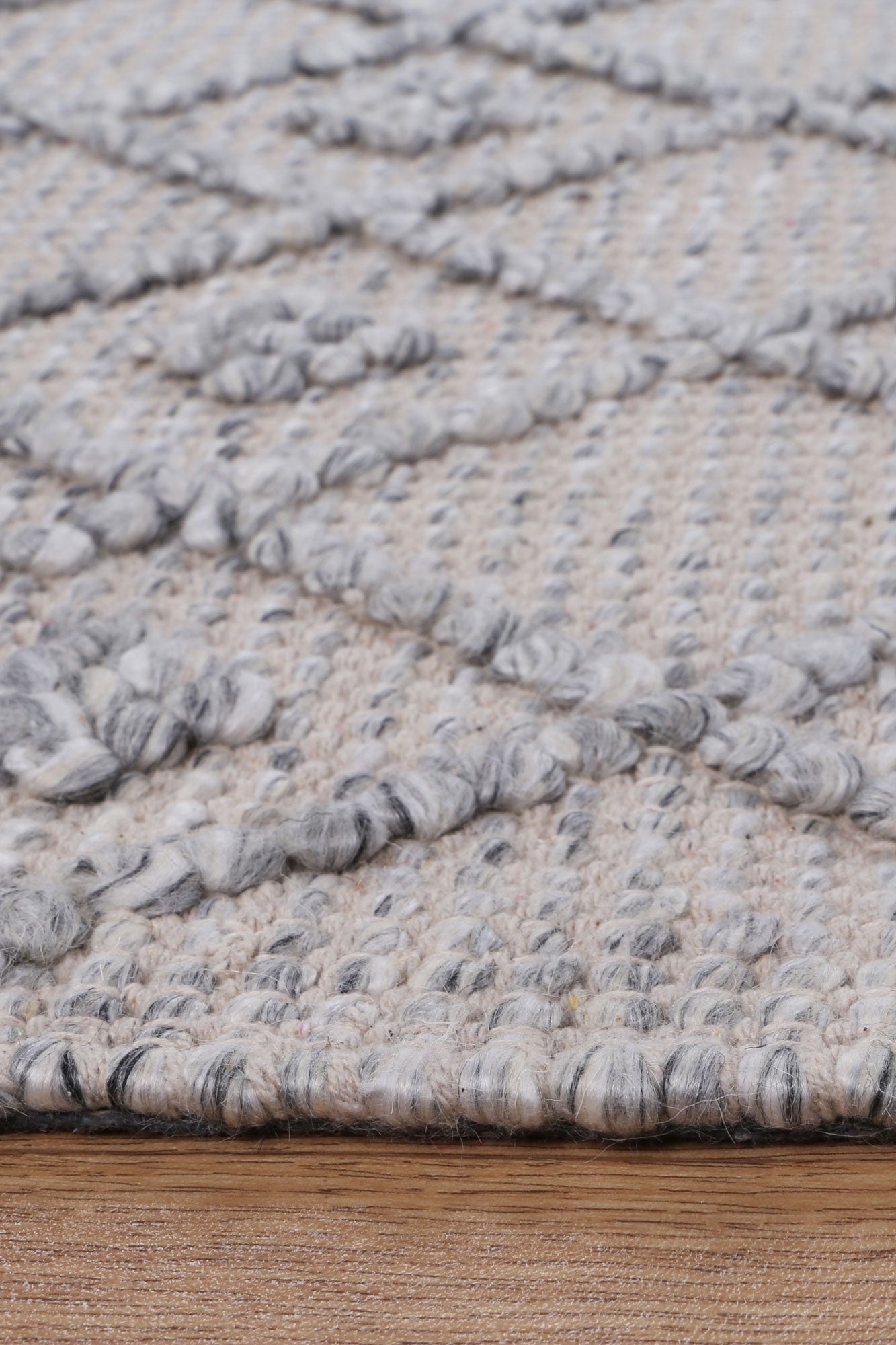 Dream 02 Makay in Steel Rug