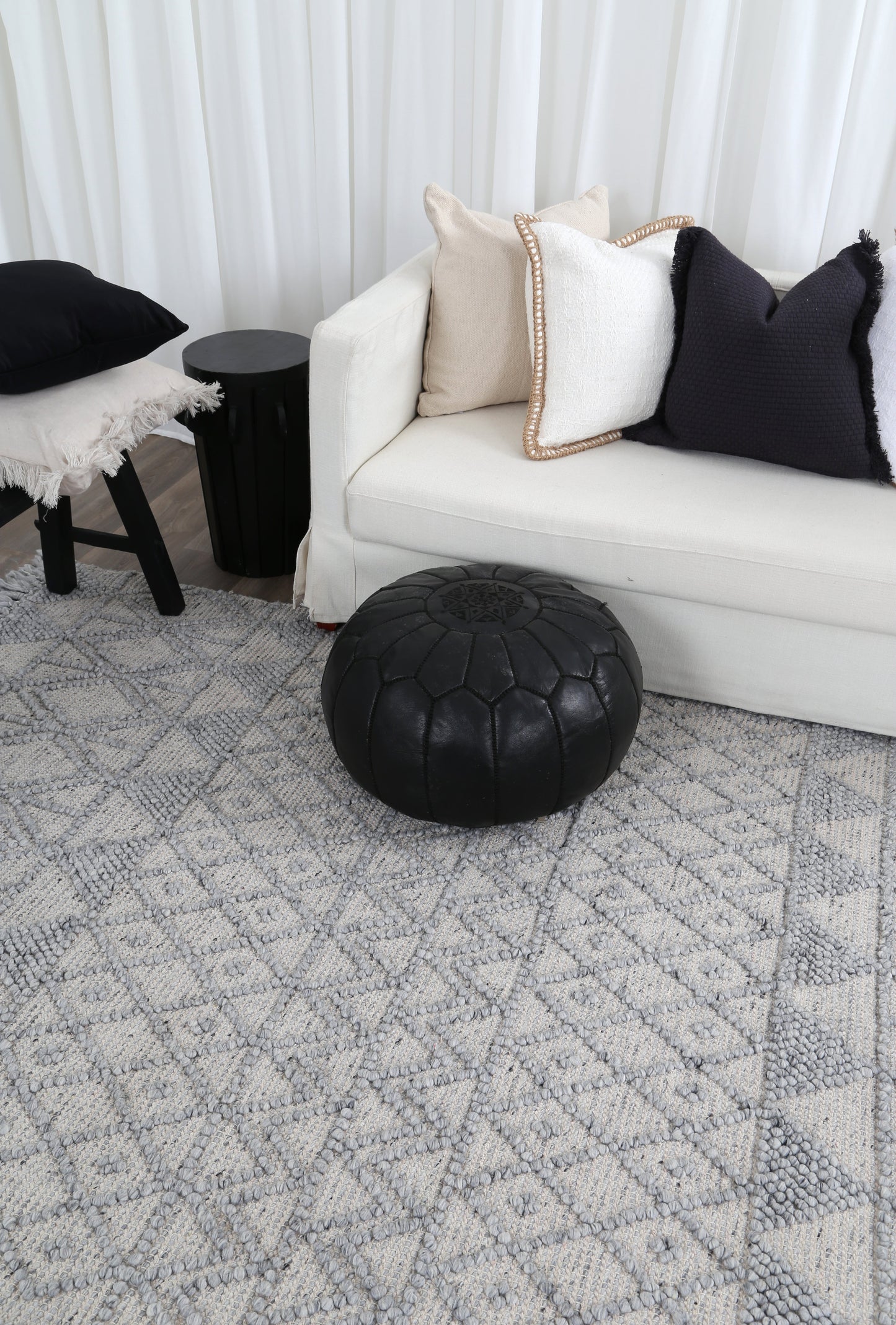 Diogo Inca in Light Grey Wool Rug
