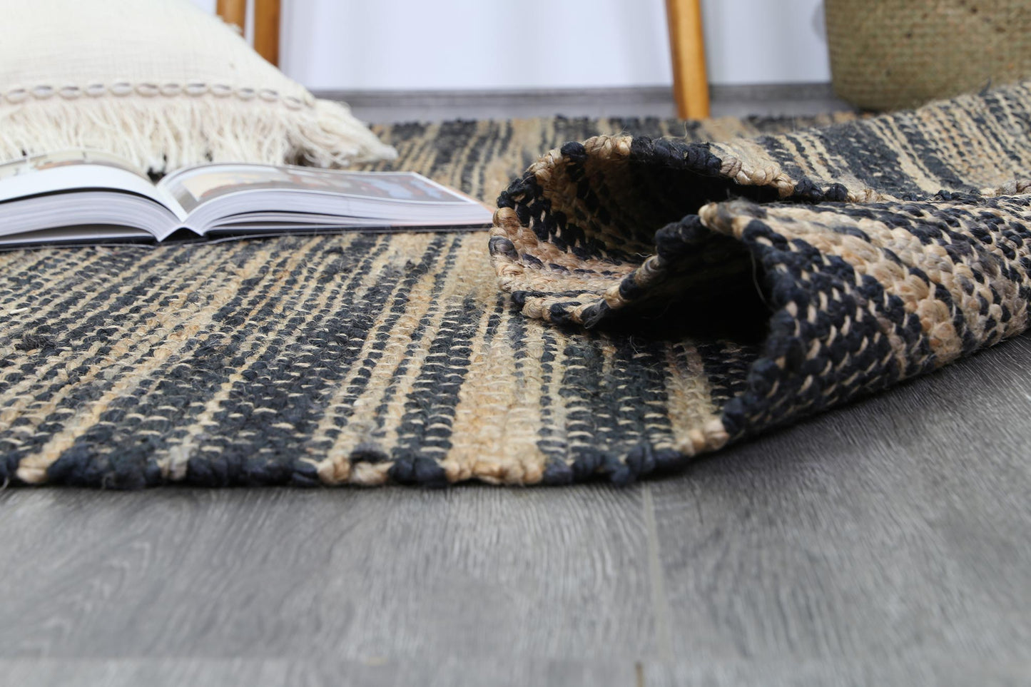 Malmo Stipe Natural Jute in Grey Rug