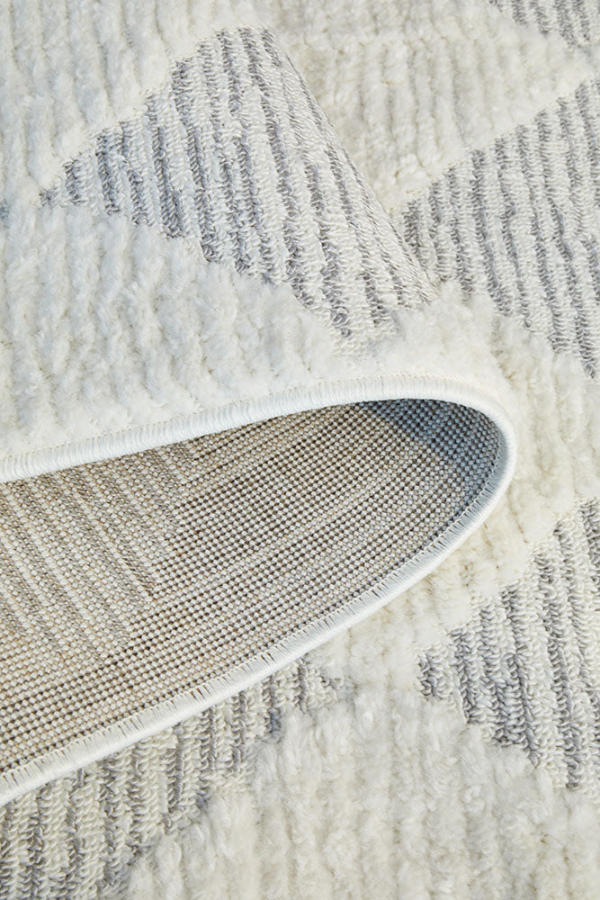 Marigold Aylin Diamond in Ivory Rug