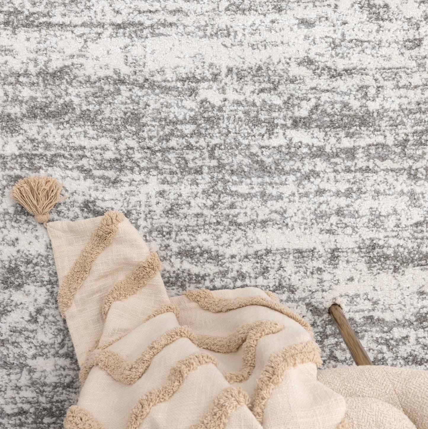 Nola Canvas Abstract In Grey Rug