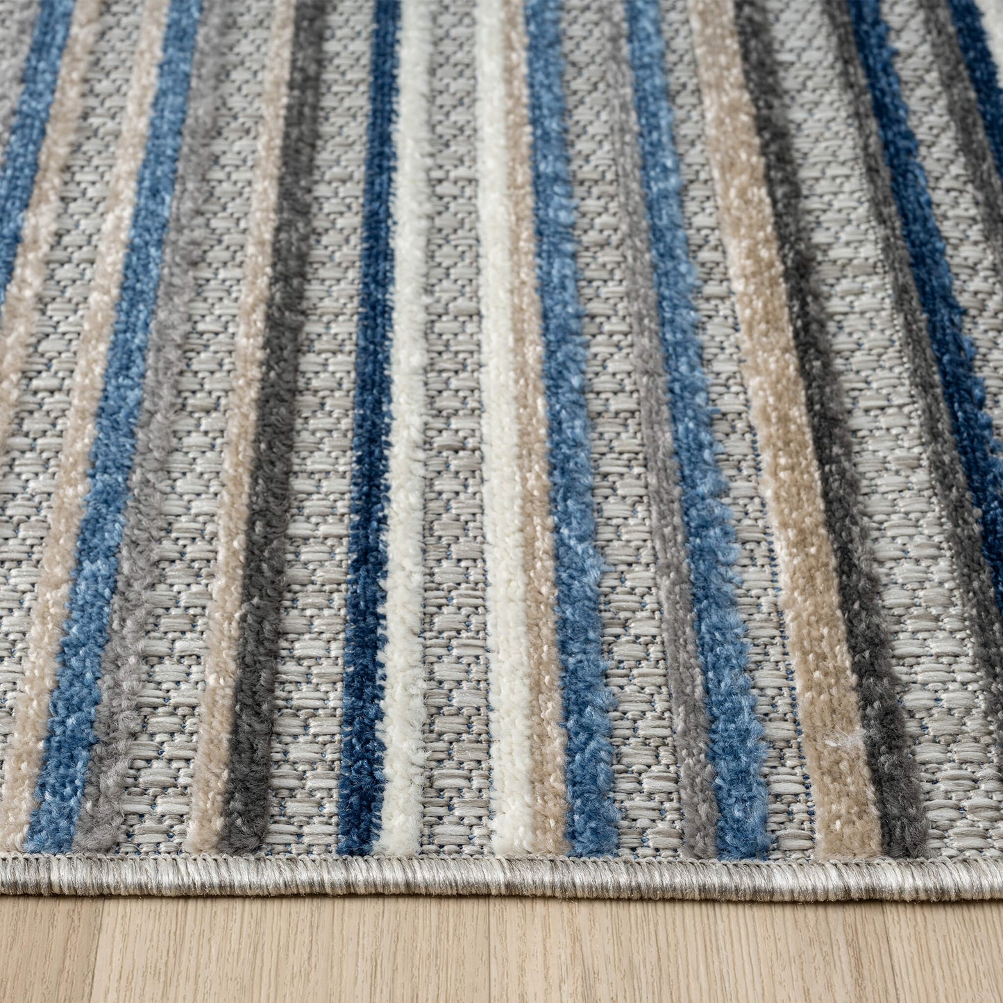 Paradise Cloud Floral Patterns & Shed Resistant in Grey : Runner Rug