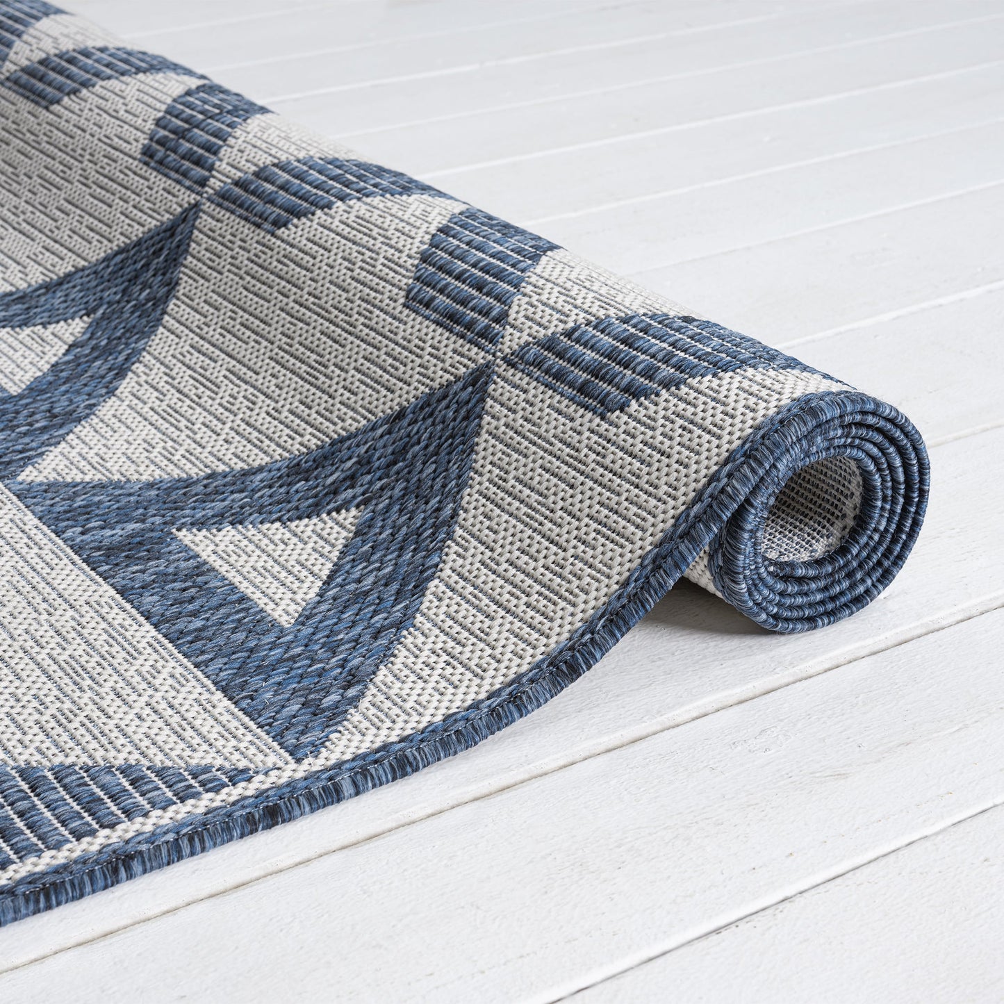 Patio Indigo in Blue : Runner Rug