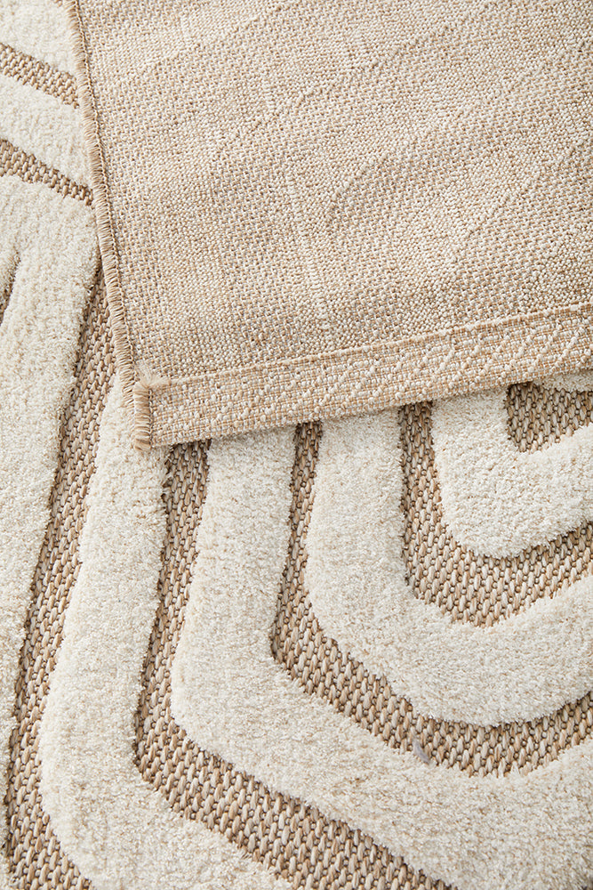 Villa Tani in Beige Rug