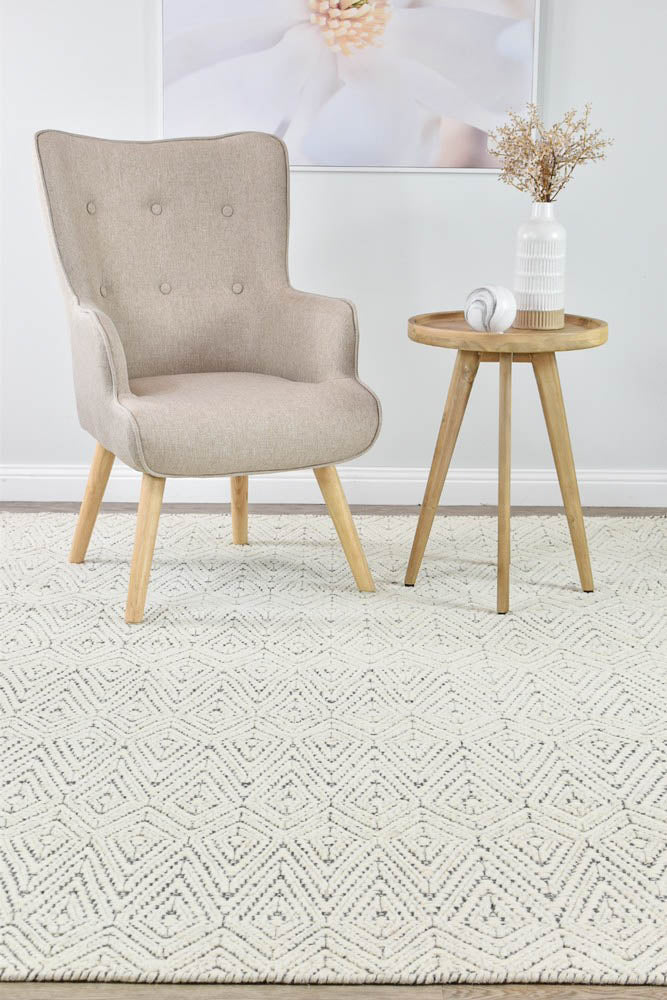 Dolomite in Ivory Rug
