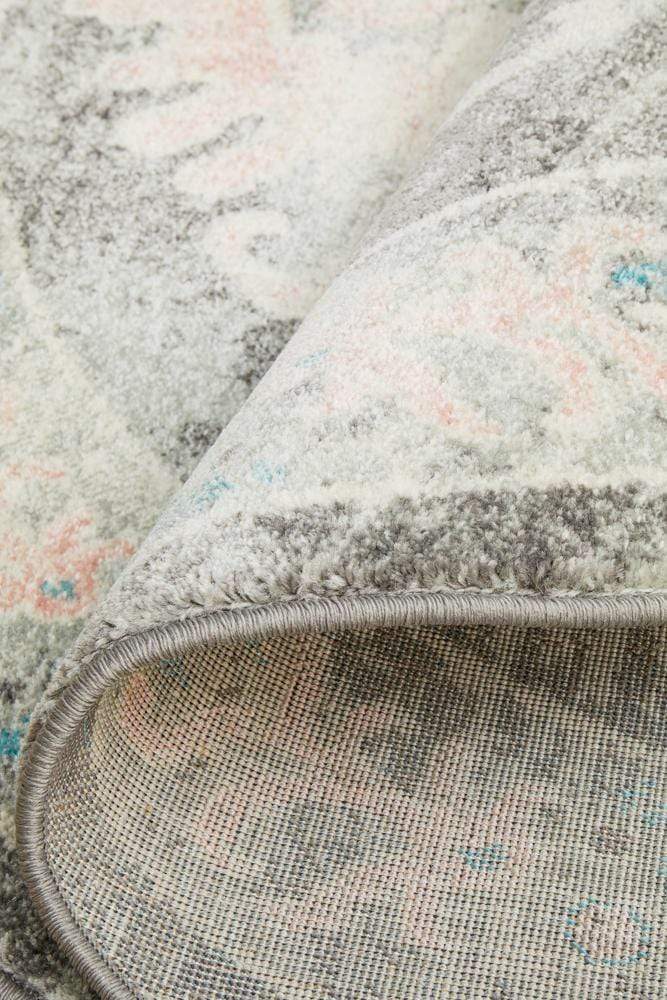 Avenue in Grey : Round Rug