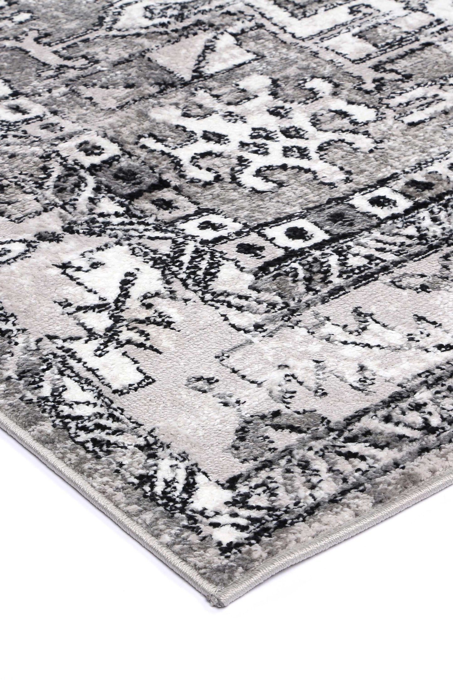Estate Traditional Rug In Grey