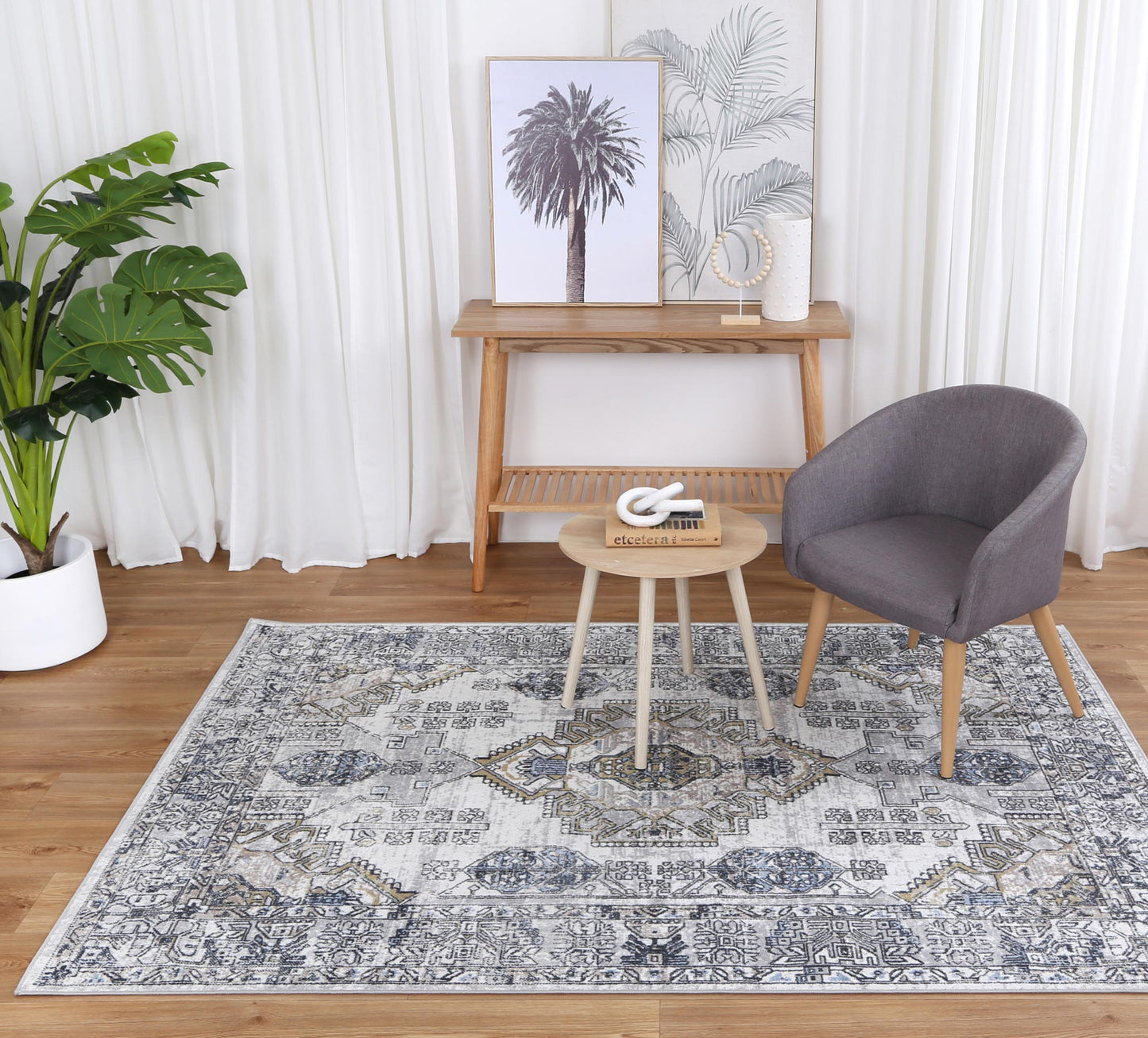 Limani Traditional Rug In Grey & Blue