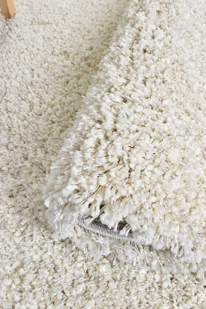 Plain Portland Shaggy Rug Natural 6926