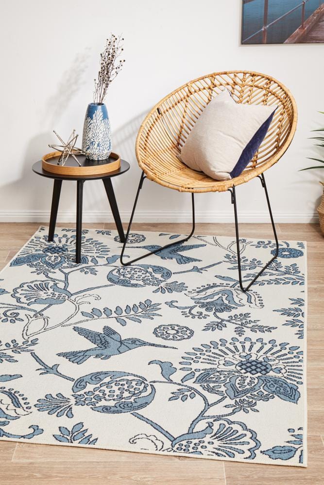 Seaside Hummingbird White Rug