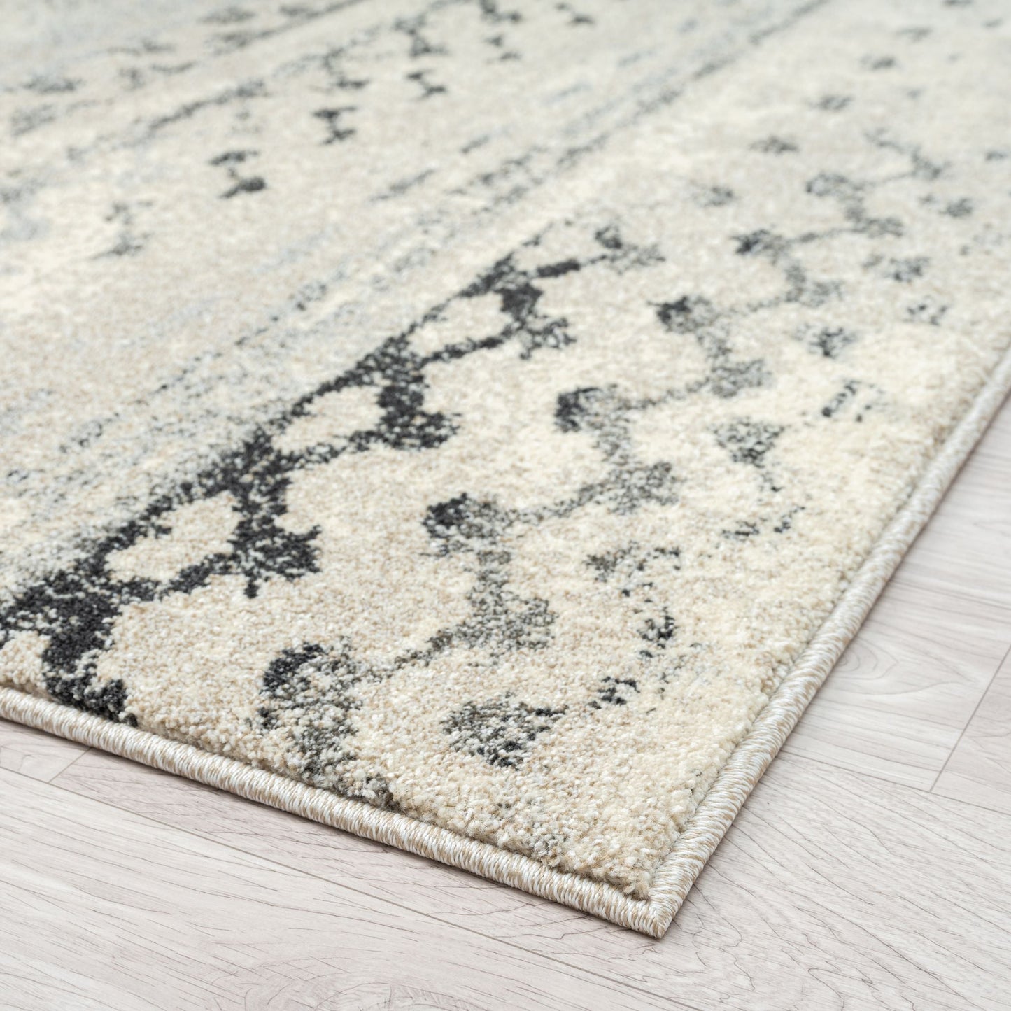 Astor 486 In Ivory Rug