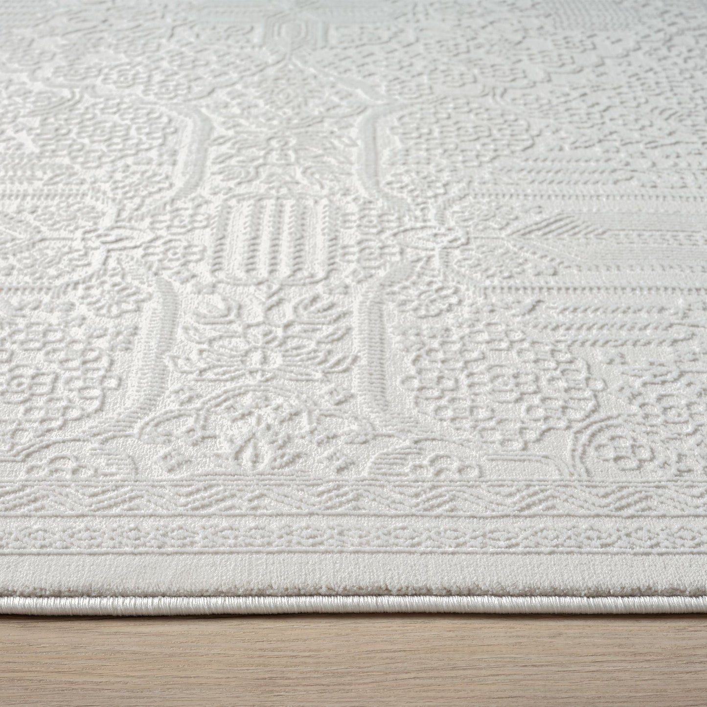 Fable 471 In Ivory : Runner Rug