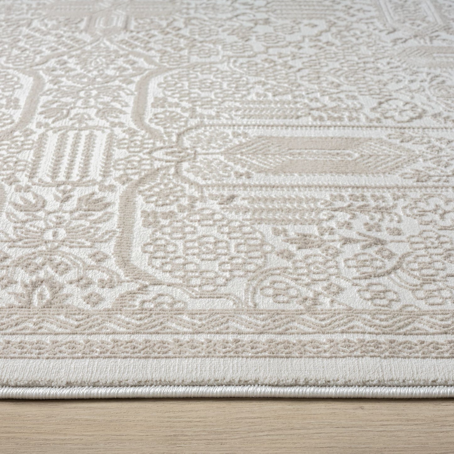 Fable 472 Sand In Ivory Rug