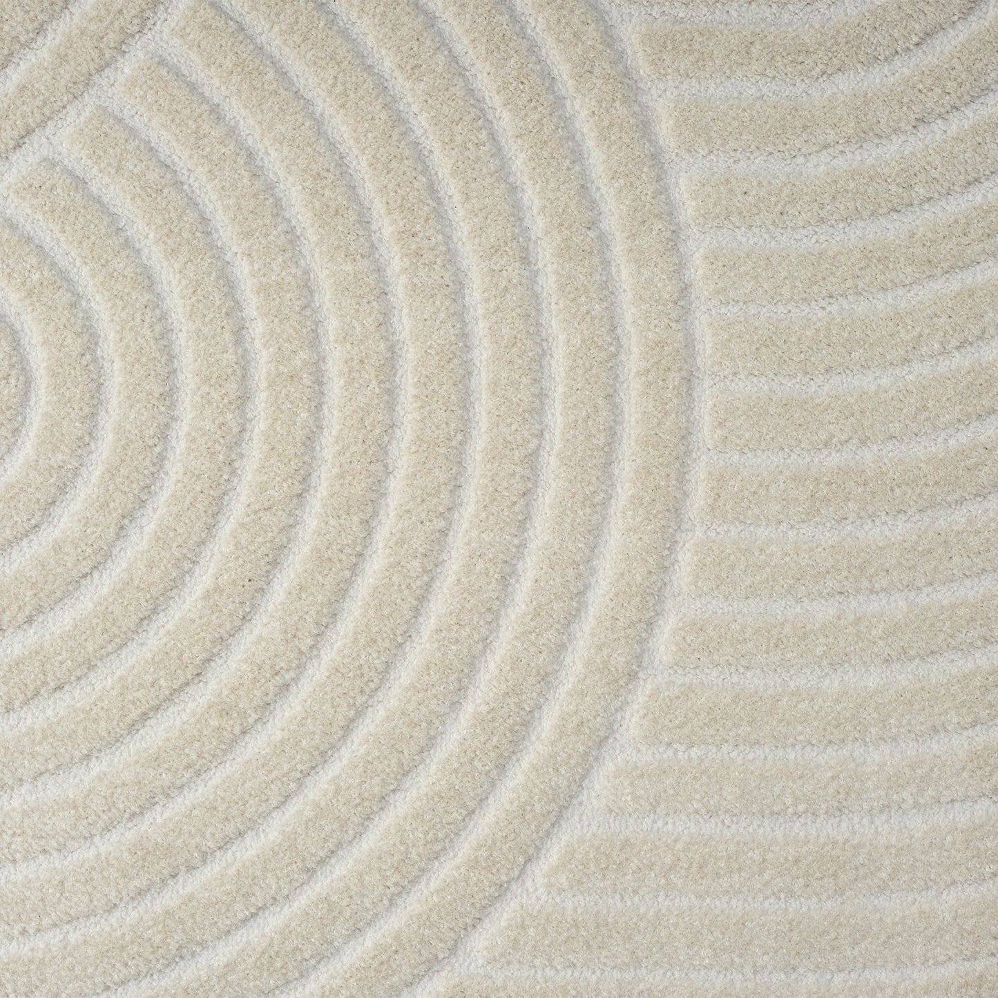 Admire 663 Sand Runner