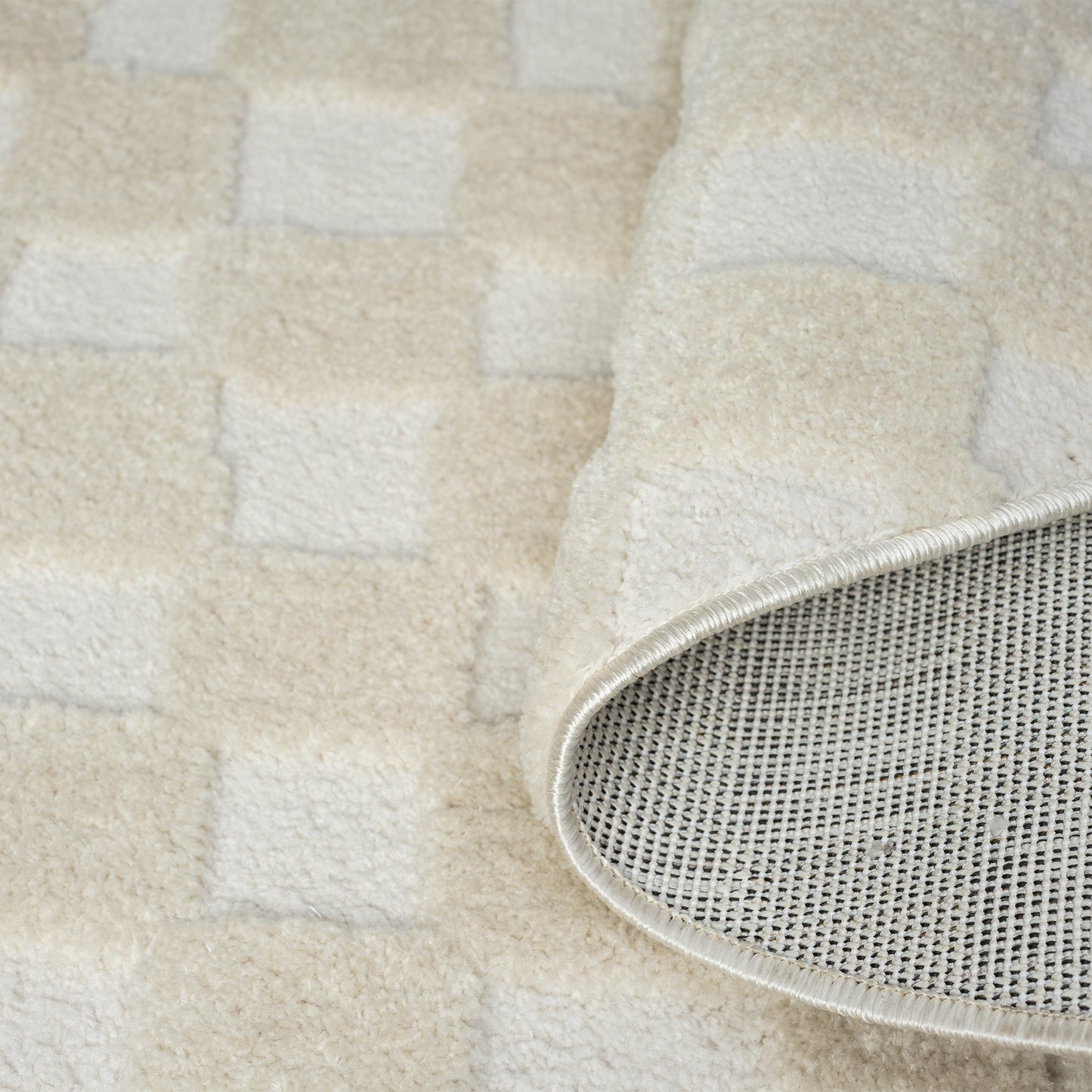 Admire 665 Linen Round