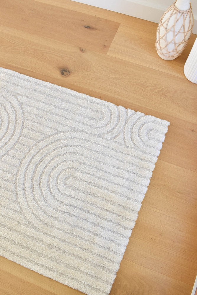 Coco Antique in White Colour : Runner Rug