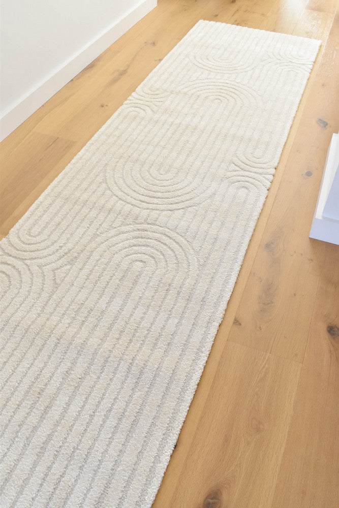 Coco Antique in White Colour : Runner Rug