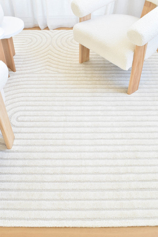 Coco Antique in White Colour Rug