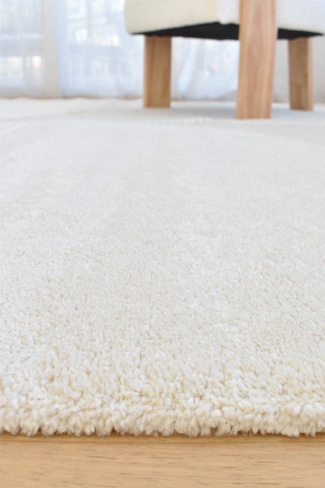 Coco Pearl in Cream Colour Rug