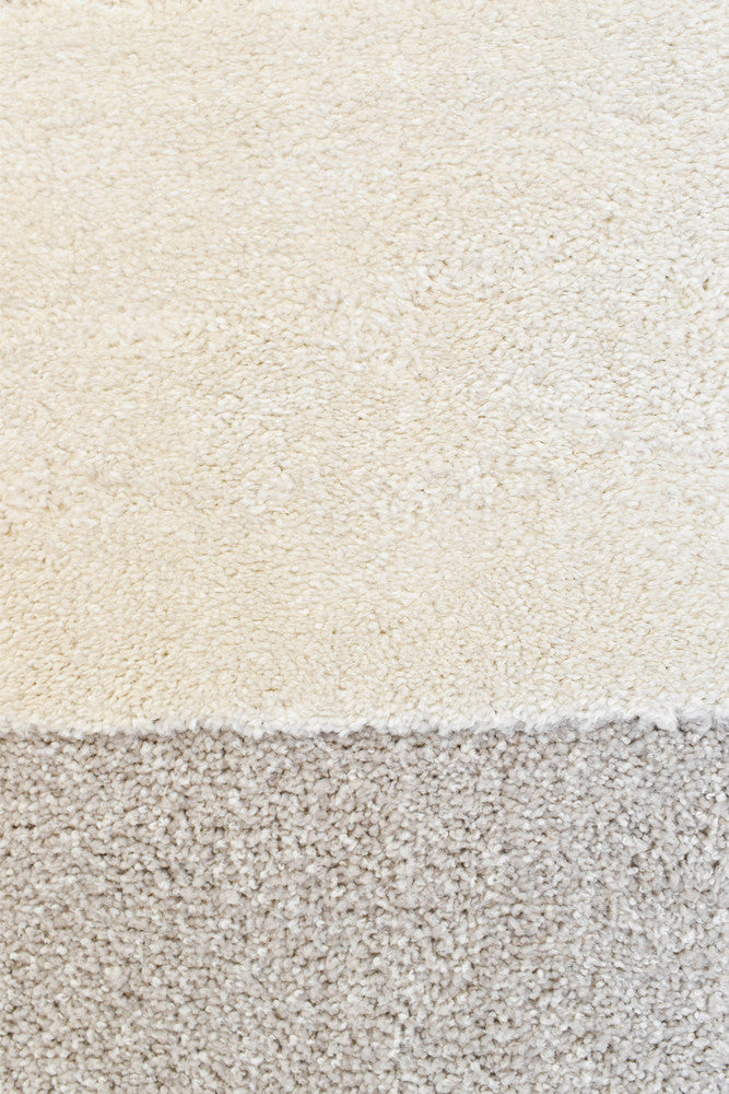 Coco Vintage in Beige Colour Rug