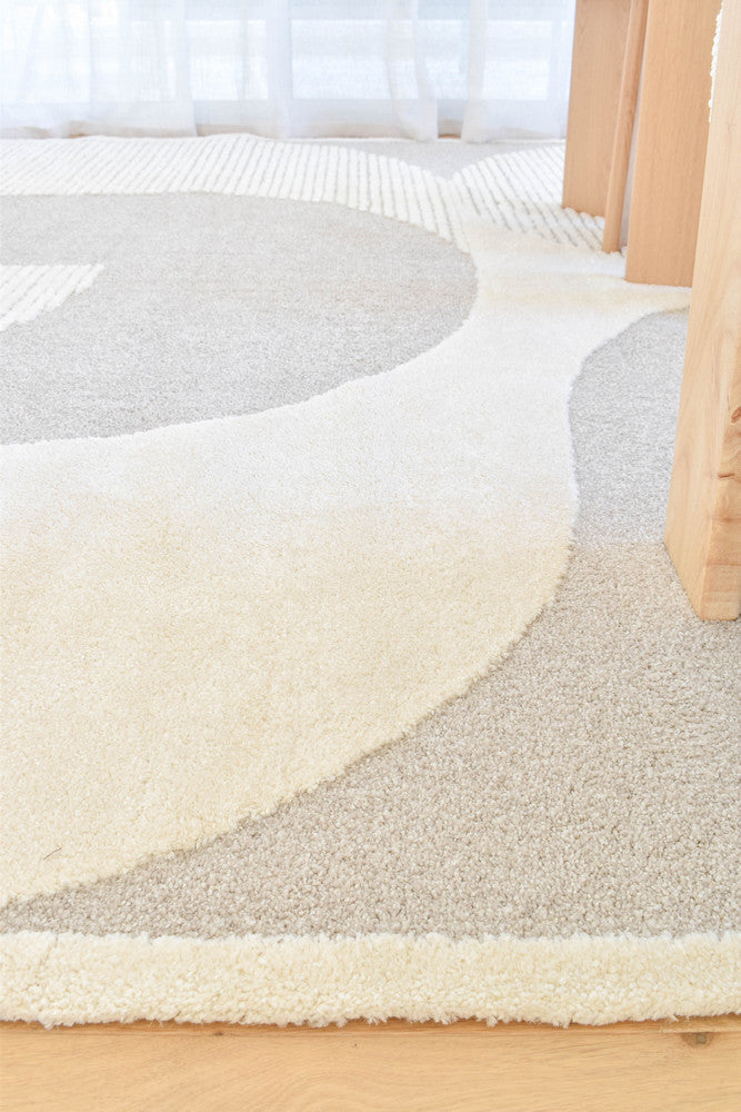 Coco Vintage in Beige Colour Rug