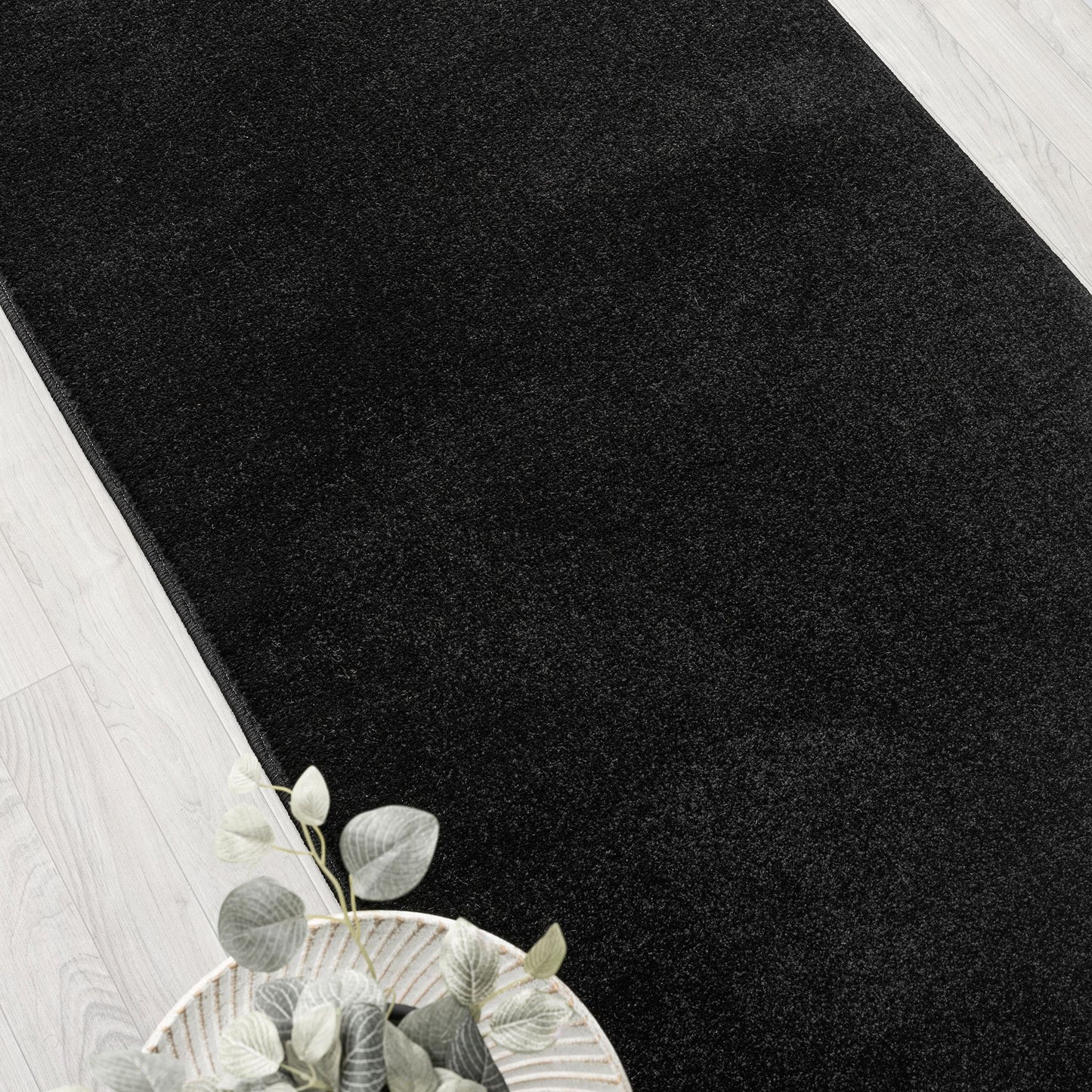 Europa in Black colour : Runner Rug