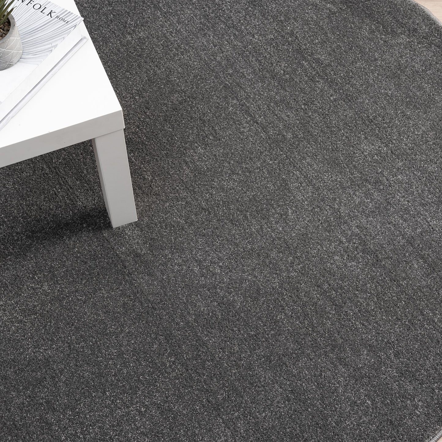 Europa Dark in Grey Colour : Round Rug