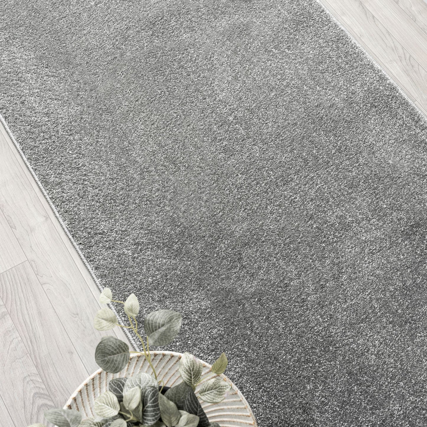 Europa in Grey : Runner Rug