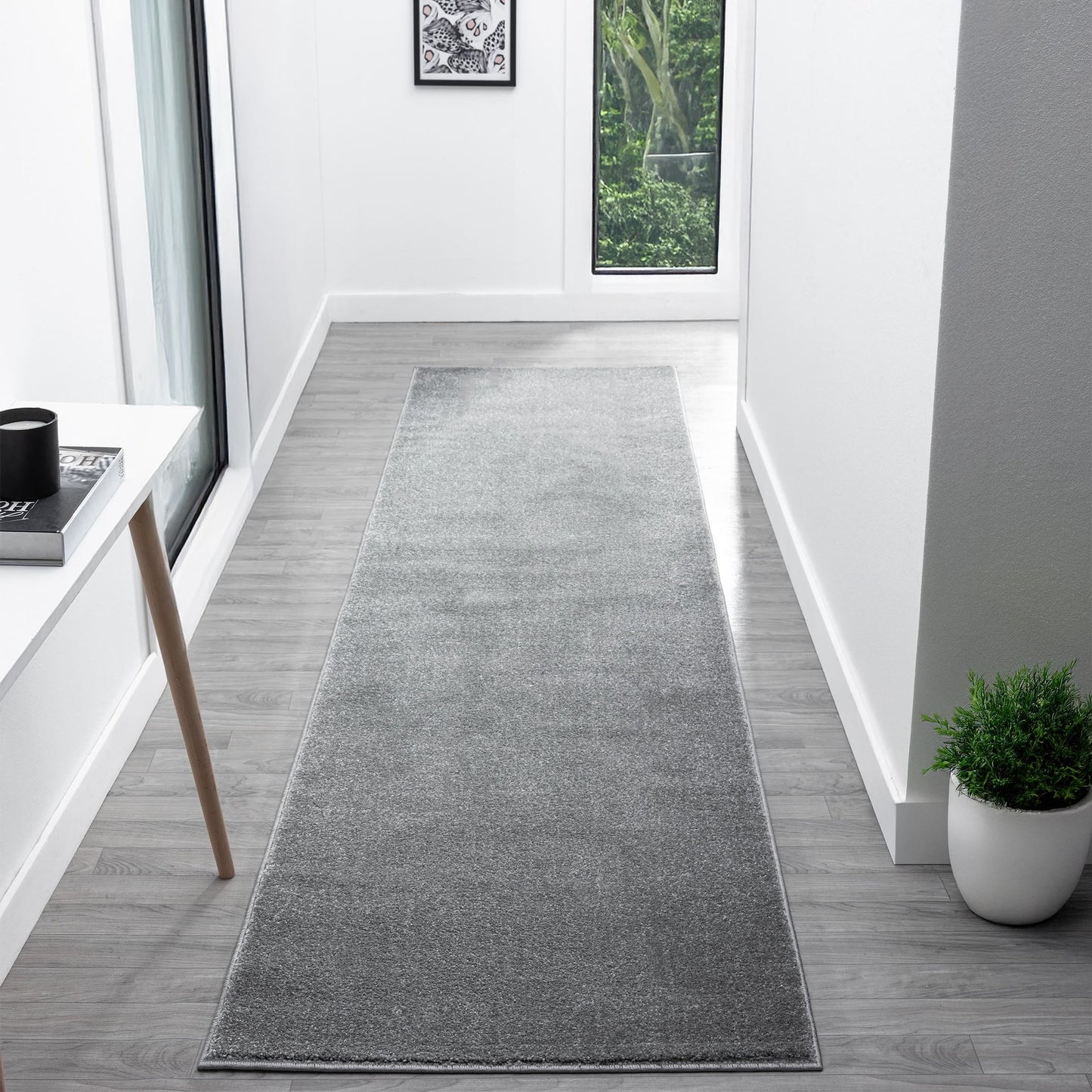 Europa in Grey : Runner Rug