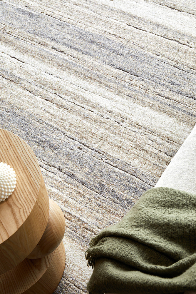 Formation 77 Silver Runner Rug