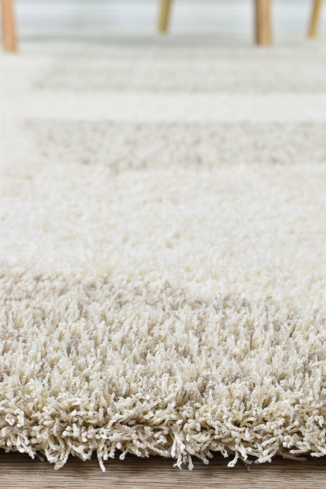 Lila Luxury Beautiful Shaggy Pile Edgy Design 650 In Latte Rug