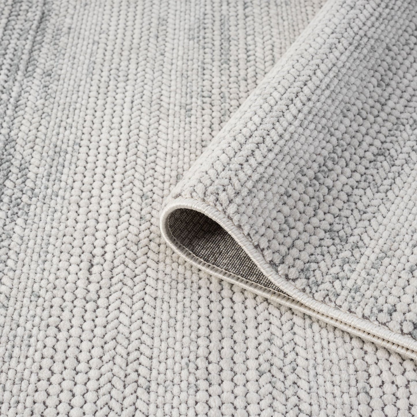 Lavish Cloud in Cream : Runner Rug