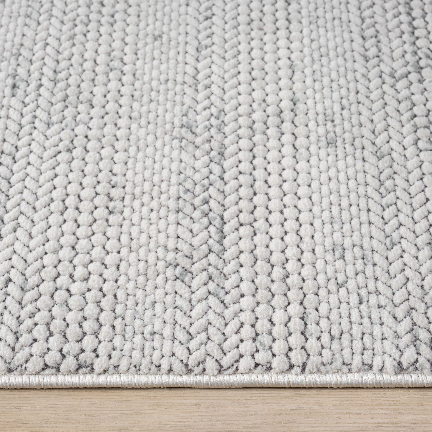 Lavish Cloud in Cream : Runner Rug