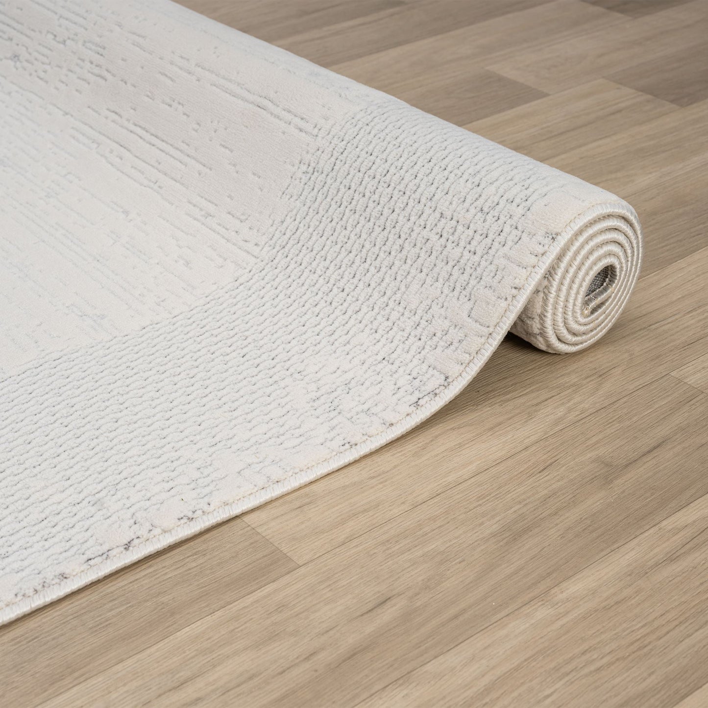 Lavish in Ivory : Runner Rug