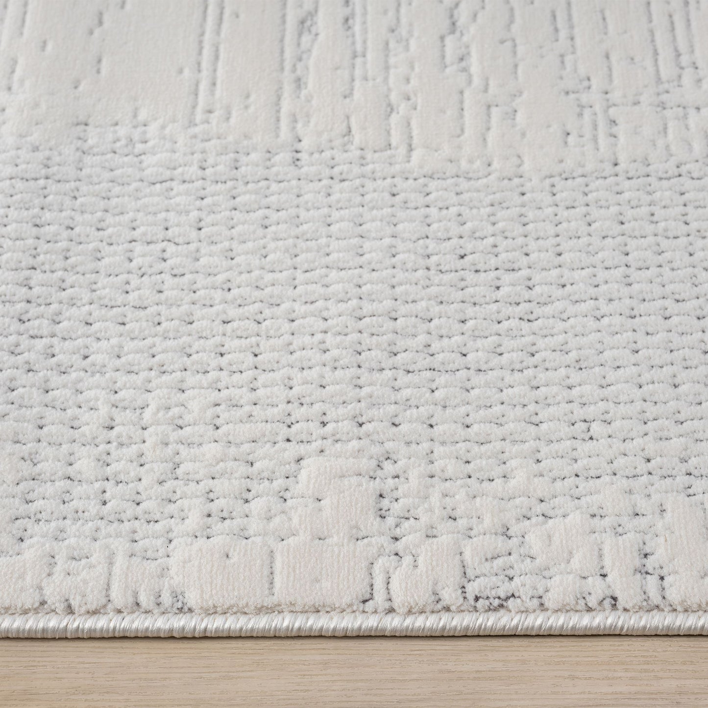Lavish in Ivory : Runner Rug
