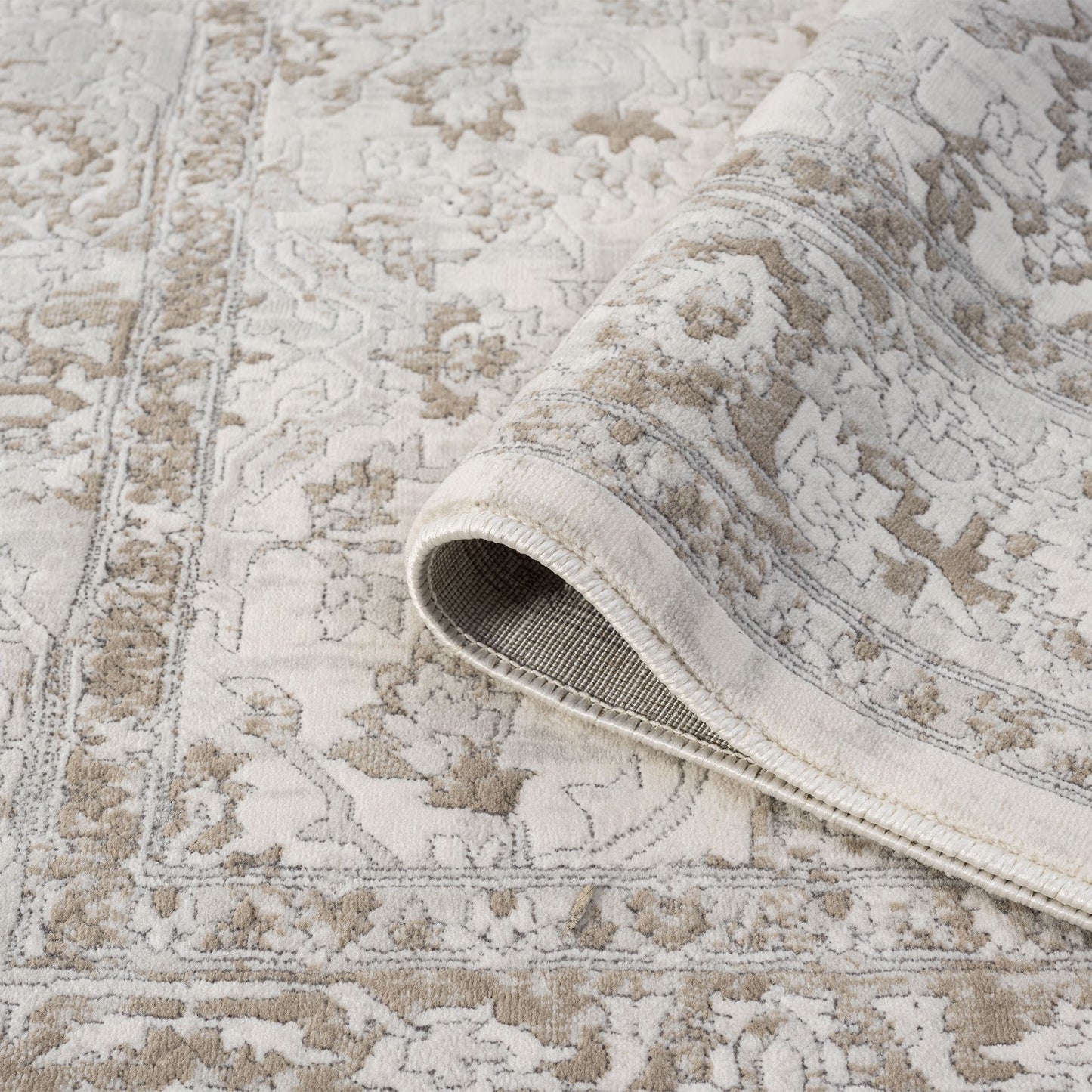 Lavish Pearl in Cream Rug