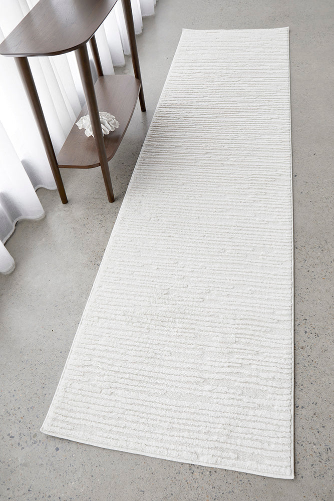 Marigold Suri White Runner Rug