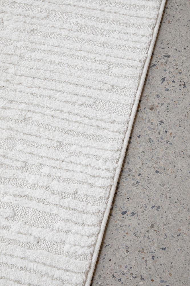 Marigold Suri White Runner Rug