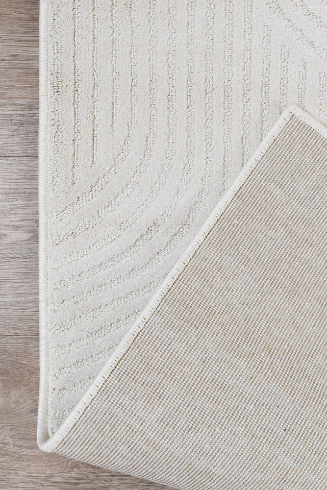 Ontario Velvet in Ivory Rug