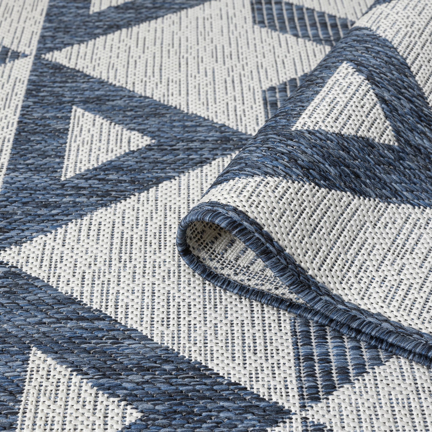 Patio Indigo in Blue : Runner Rug