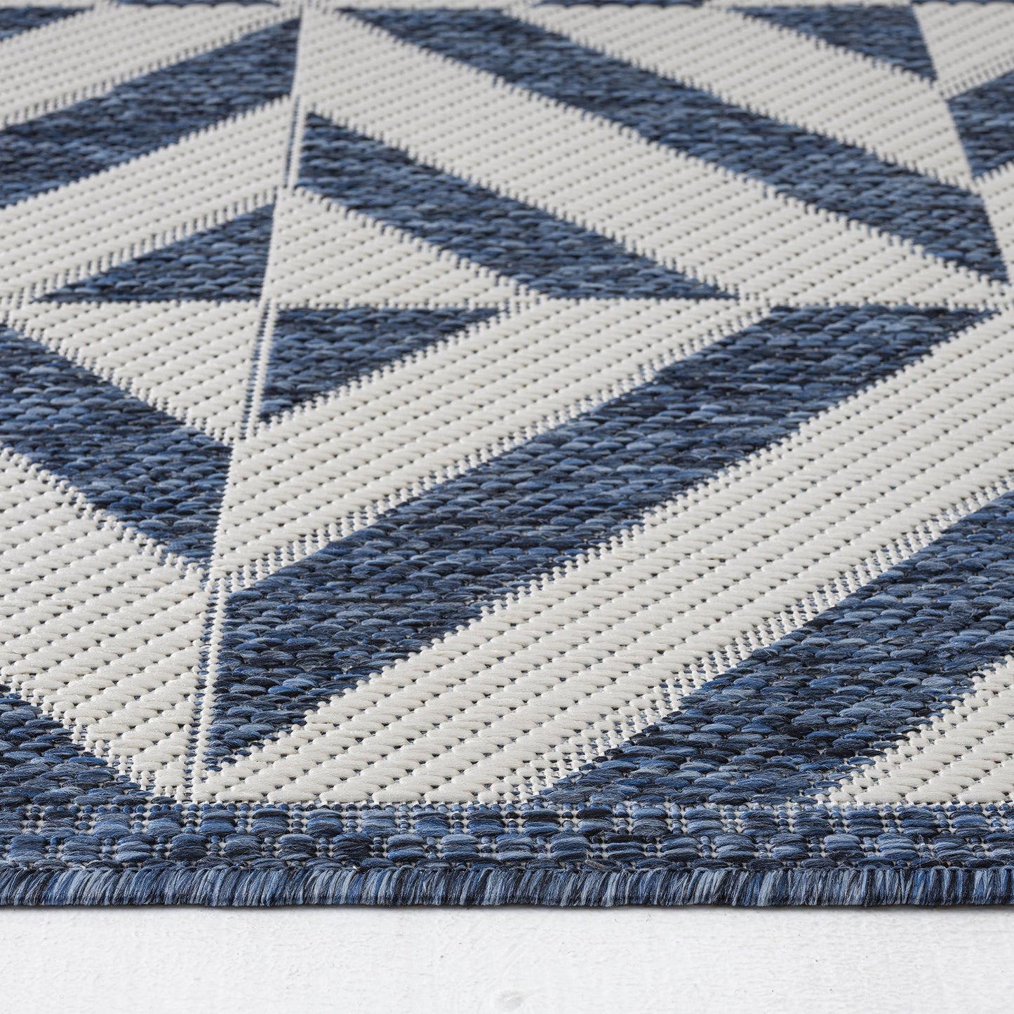 Patio Aqua in Blue : Runner Rug