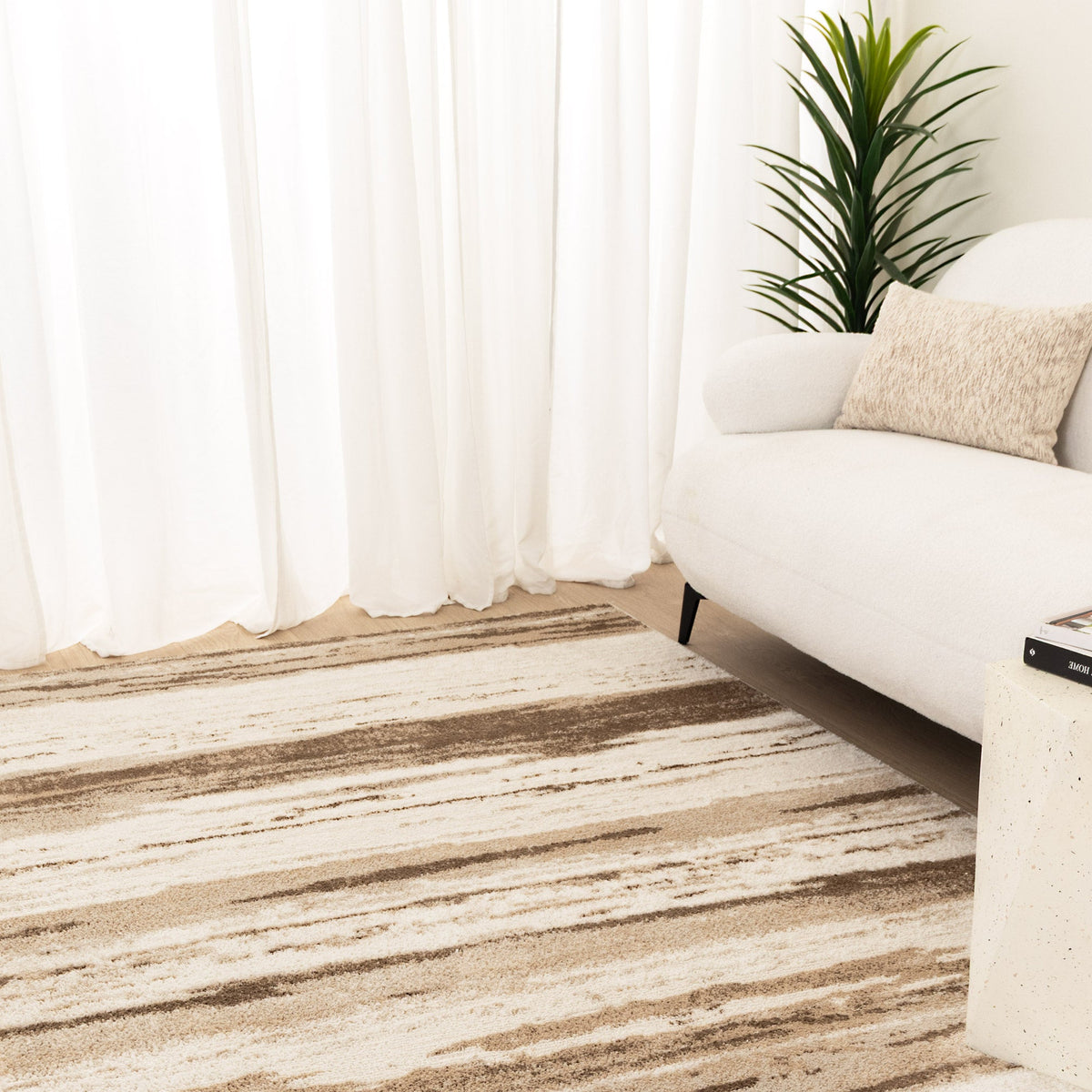 Edition Watercolour Lines in Brown Colour Rug