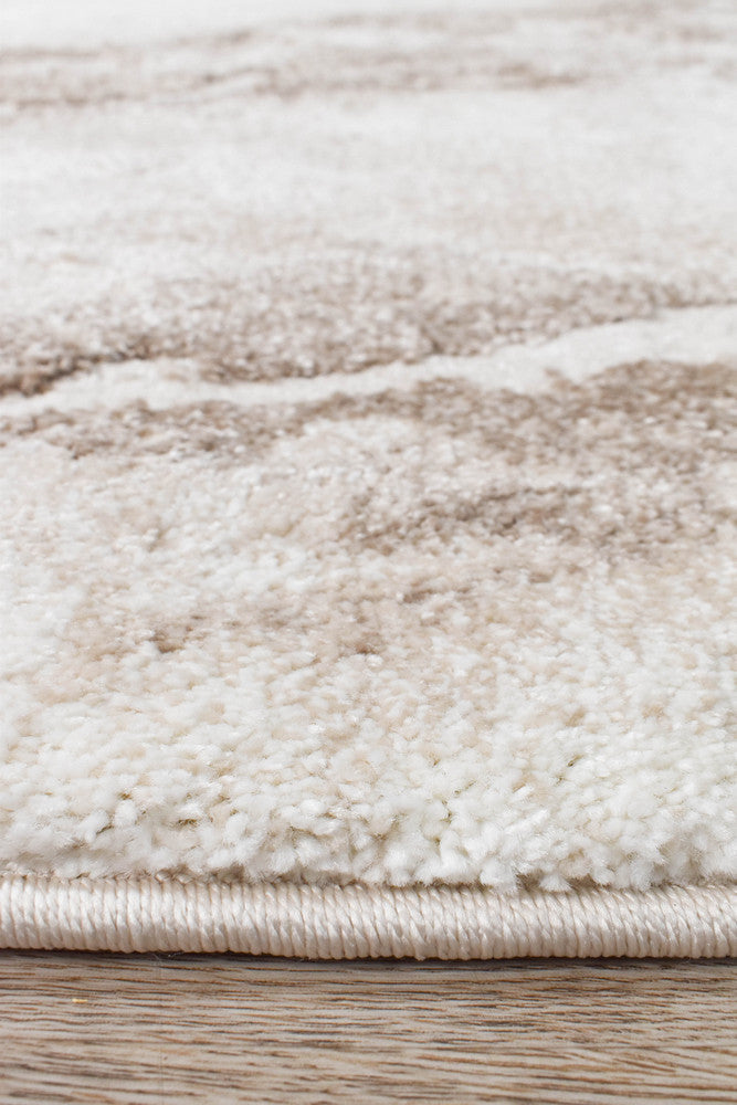 Sofia Emberwood in Beige Rug