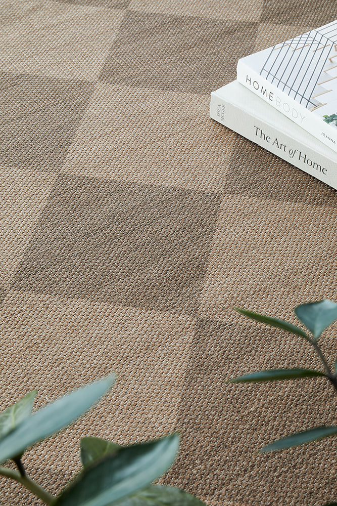 Solar Rishi Washable in Brown Rug