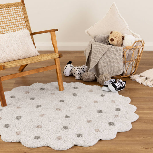 Mellow Scalloped Kids in White & Multi : Round Rug